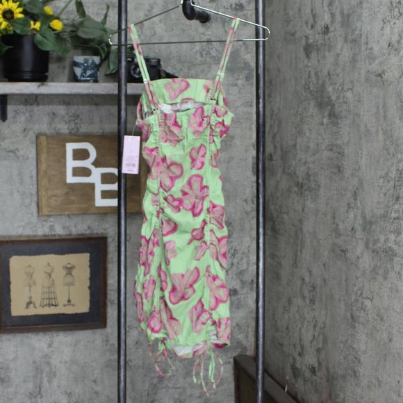NWT Wild Fable Women's Cut Out Ruched Front Bodycon Dress S Mint Green Floral - Picture 3 of 7